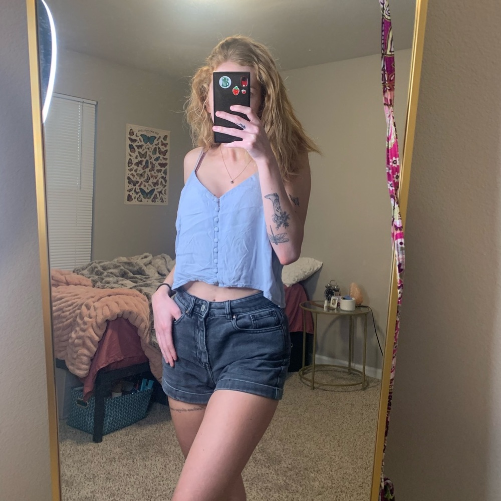 button tank
